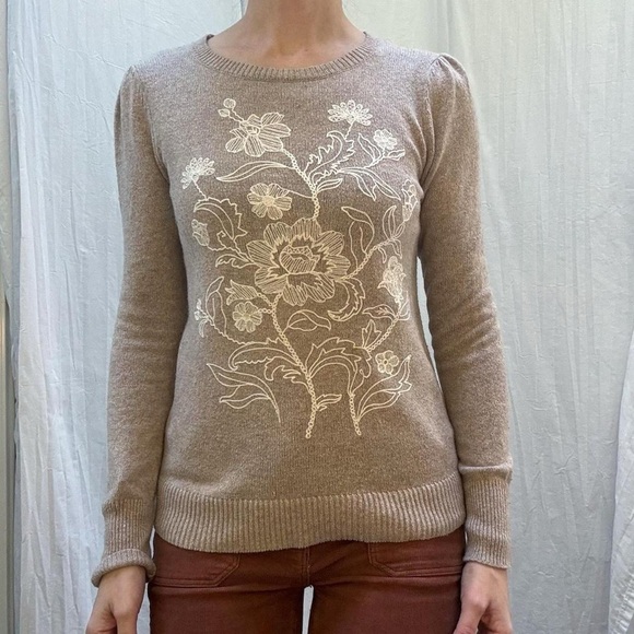 LOFT Sweaters - Floral Embroidered Tan Sweater‎ Wool Cotton Blend